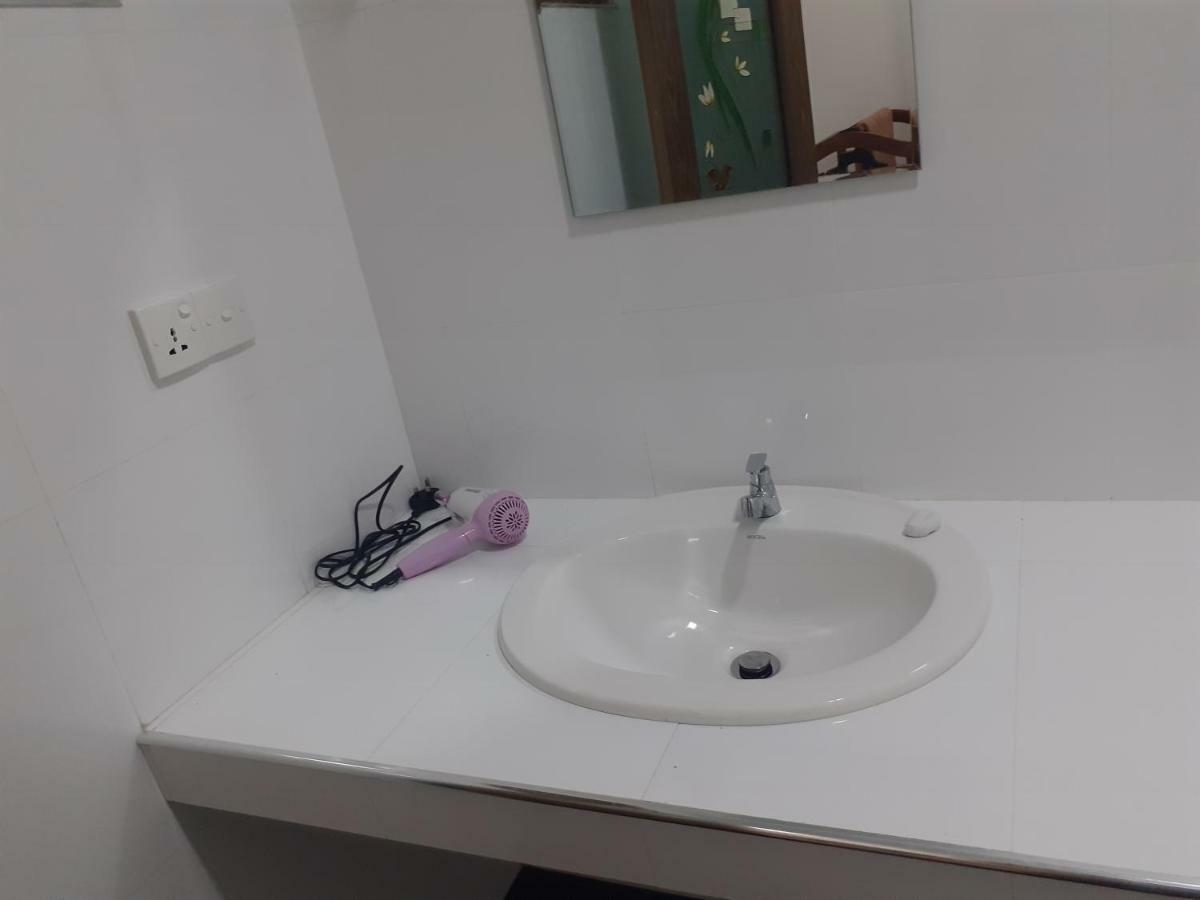 Serene Home Stay ウダワラウェ エクステリア 写真
